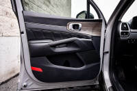 Power Liftgate, Synthetic Leather, Heated Steering Wheel, Android Auto, Apple CarPlay! 6 LOCATIONS K... (image 9)