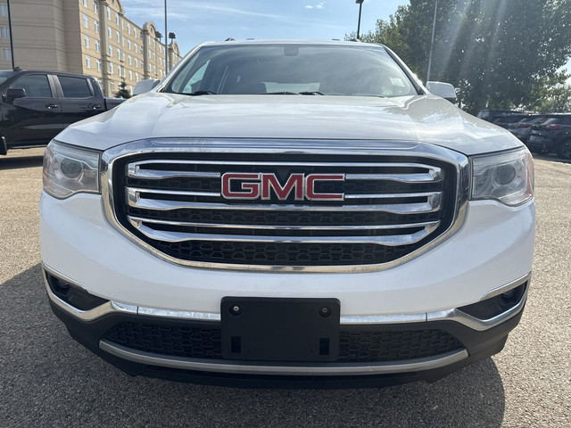 2017 GMC Acadia SLT AWD | MOONROOF | NAVIGATION | TOW PACKAGE in Cars & Trucks in Edmonton - Image 3
