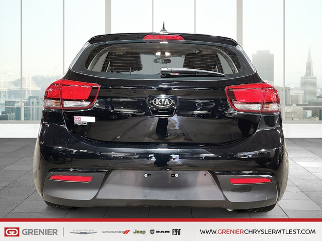 2018 Kia Rio 5-door in Cars & Trucks in City of Montréal - Image 3
