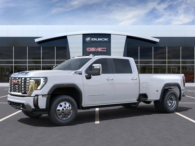 2025 GMC Sierra Denali 3500 Crew Cab DENALI 3500 CREW CAB in Cars & Trucks in Barrie - Image 3