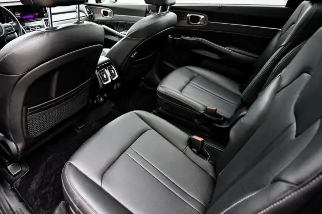 2022 Kia Sorento EX • SUNROOF • POWER LIFTGATE • CP/AA • HEATED  in Cars & Trucks in Kingston - Image 31