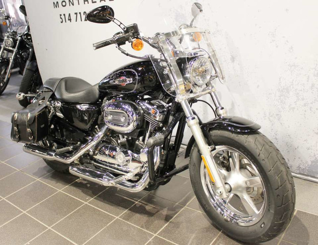 2014 Harley-Davidson Sporter XL 1200C in Street, Cruisers & Choppers in City of Montréal - Image 2