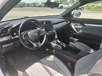 Look at this certified 2018 Honda Civic Coupe EX-T Sunroof | Apple CarPlay & Android Auto | Cruise C... (image 4)