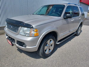 2004 Ford Explorer 4dr 114  WB 4.6L Limited 4WD