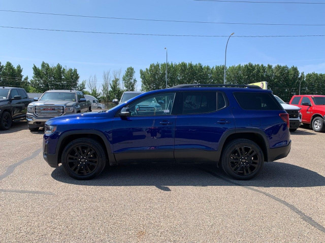 2023 GMC Acadia in Cars & Trucks in Medicine Hat - Image 4
