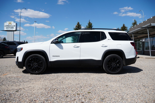 2022 GMC Acadia SLE **AT4 - BLACKOUT PACKAGE**  in Cars & Trucks in Calgary - Image 3