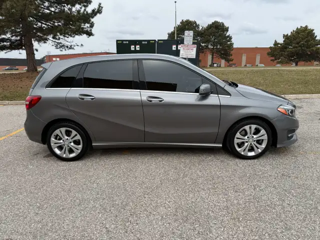 2015 Mercedes-Benz B-Class 4dr HB B 250 Sports Tourer 4MATIC in Cars & Trucks in City of Toronto - Image 10