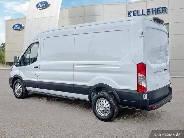 2023 Ford Transit Cargo Van T250 Medium Roof | Vinyl Seats in Cars & Trucks in Brandon - Image 4