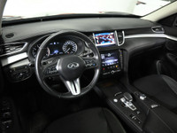 Cash Price: $28,995 Finance Price: $26,995 Leather, 360 Camera, Navigation, Panoramic Roof, Apple Ca... (image 9)