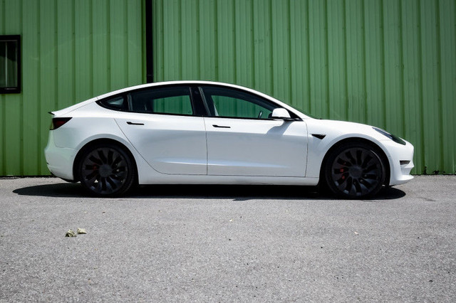 2022 Tesla Model 3 Performance AWD • SUNROOF • 360 CAM • FAST CH in Cars & Trucks in Ottawa - Image 2
