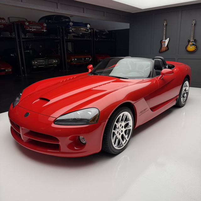 2003 Dodge Viper in Cars & Trucks in Guelph - Image 2