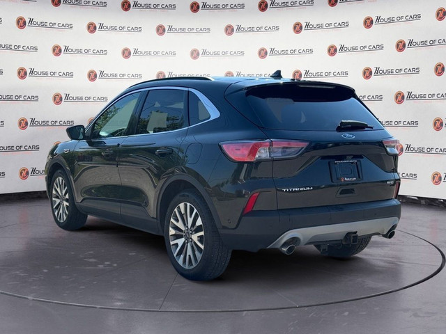 2021 Ford Escape Titanium / Adaptive Cruise Control / Leather in Cars & Trucks in Calgary - Image 4
