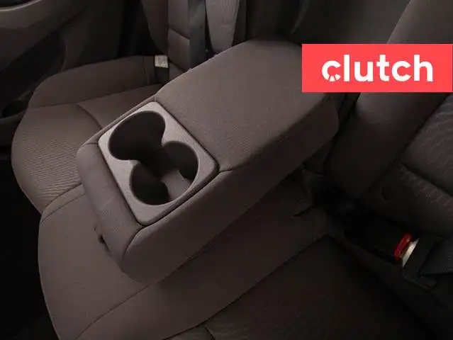 2016 Hyundai Elantra L USB Input, AUX Input, 12V Outlet in Cars & Trucks in City of Toronto - Image 19