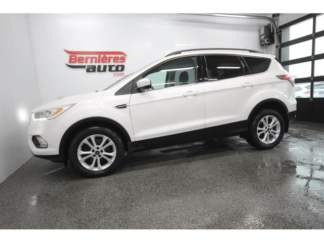 2017 Ford Escape SE / 2.0 / ECOBOOST / AWD in Cars & Trucks in Lévis