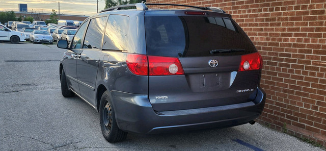 2007 Toyota Sienna 5dr CE 7-Passenger 2WD in Cars & Trucks in Oakville / Halton Region - Image 3