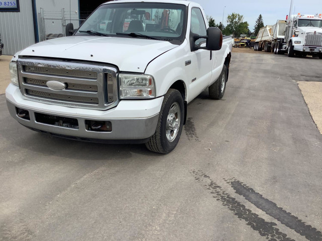 2007 Ford F350 in Cars & Trucks in Edmonton - Image 3