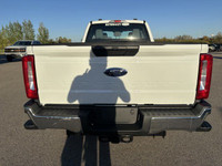 ENGINE: 6.8L 2V DEVCT NA PFI V8 GAS -inc: Flex fuel (STD),Four Wheel Drive,Tow Hitch,Power Steering,... (image 5)