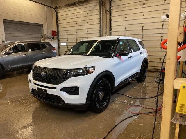  2020 Ford Explorer Police IN in Cars & Trucks in Barrie