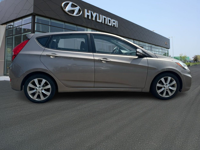 2014 Hyundai Accent GLS in Cars & Trucks in Oshawa / Durham Region - Image 4