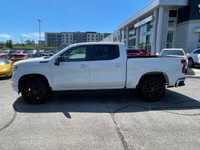1 OWNER | ACCIDENT FREE | BOSE SOUND SYSTEM | HEATED SEATS | HD BACK UP CAM | WIFI HOT SPOT | XM RAD... (image 1)