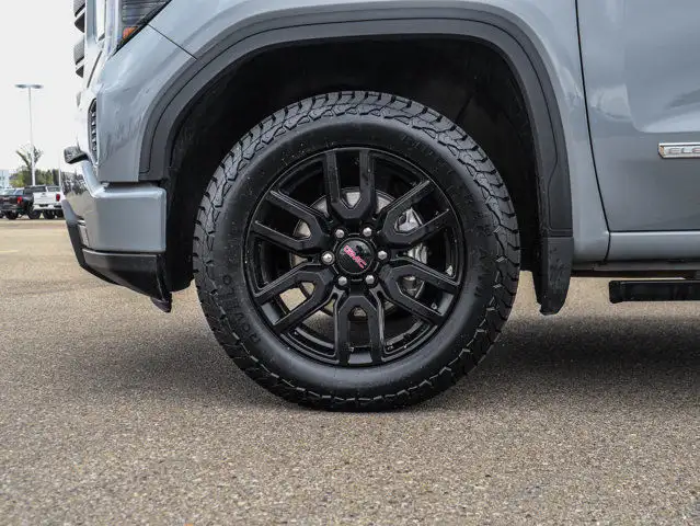 2024 GMC Sierra 1500 Elevation 5.3L dans Autos et camions dans Comté de Strathcona - Image 13