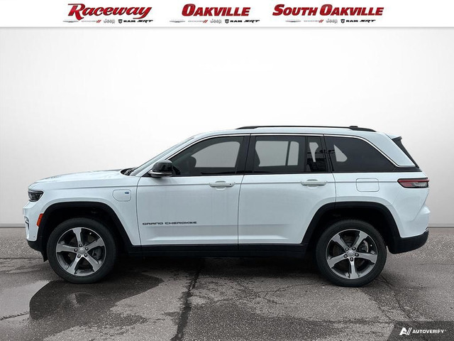 2022 Jeep Grand Cherokee 4XE | PANO ROOF | DVD | *DEMO* in Cars & Trucks in Mississauga / Peel Region - Image 3