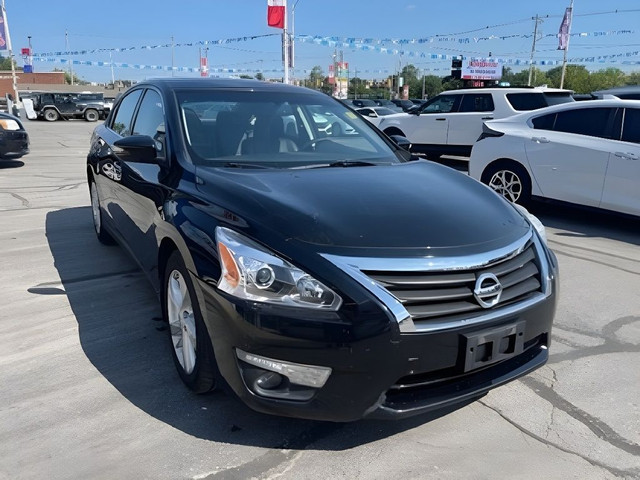 2015 Nissan Altima SL NAV LEATHER SUNROOF ! WE FINANCE ALL CREDI in Cars & Trucks in London - Image 2