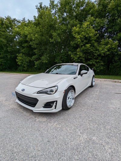 2017 Subaru BRZ Sport-tech Package