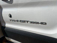RARE LOW KM CAB & CHASSIS TRANSIT, CUBE VAN COMPLETE, 4.10 REAR AXLE RATIO, EXTERIOR UPGRADE PACKAGE... (image 5)
