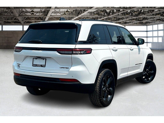 2023 Jeep Grand Cherokee Limited | Heated Seats | Remote Start | in Cars & Trucks in Mississauga / Peel Region - Image 2