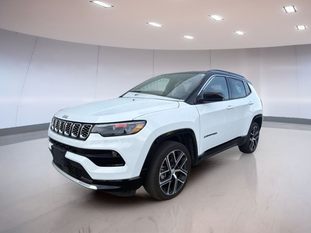 Jeep Compass Limited 4x4 2024 à vendre dans Autos et camions  à Laurentides