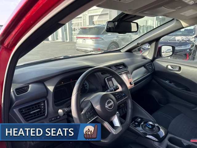 2023 Nissan Leaf SV  -  Navigation -  Apple CarPlay in Cars & Trucks in Ottawa - Image 2