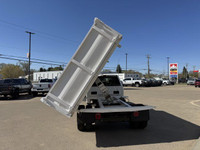 *About This Used Ford F-550 for sale in Alberta* This Ford Super Duty F-550 DRW boasts a Intercooled... (image 7)