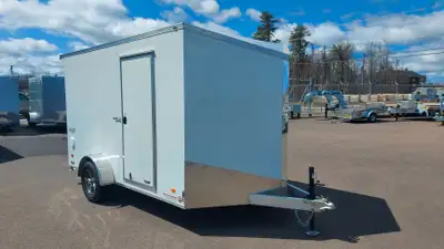 This good looking aluminum frame Bravo trailer would be ideal for anyone needing the space to haul a...