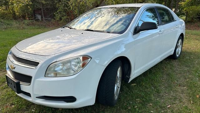2012 Chevrolet Malibu LS in Cars & Trucks in Oakville / Halton Region - Image 2