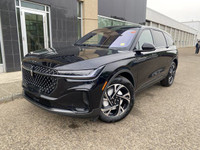 The 2025 Lincoln Nautilus Premiere sets the tone for luxury with a suite of advanced features that c... (image 1)