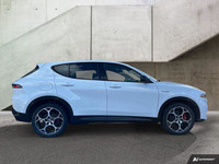 Leather Combination sports Electric Seats , Adaptive Cruise Control with Stop, Wireless charging pad... (image 6)