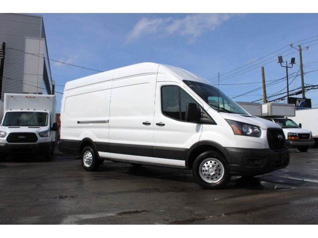 2024 Ford Transit Cargo Van T-250 148 EL AWD 4X4 EXTRA LONG ET H in Cars & Trucks in Laval / North Shore - Image 3