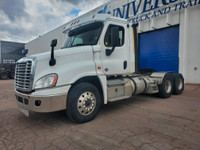 2016 FREIGHTLINER Cascadia DAY CAB