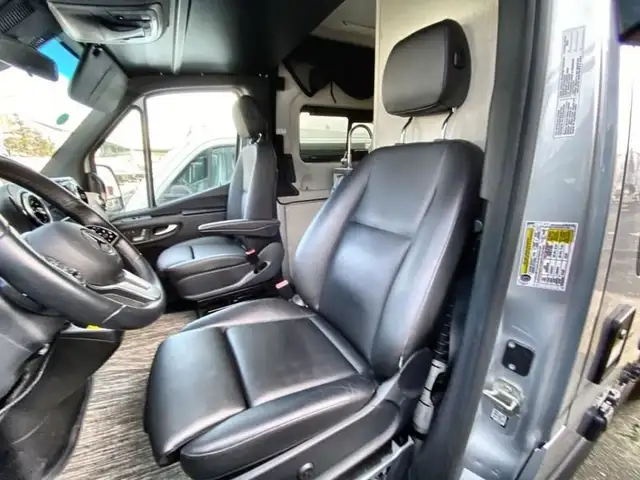 2023 Thor Motor Coach Sanctuary 19P in RVs & Motorhomes in Abbotsford - Image 20