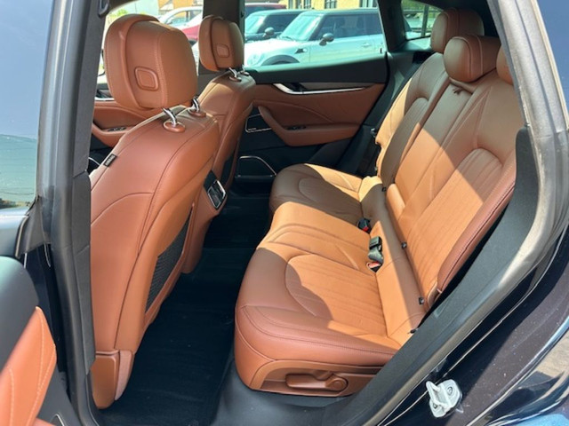 2021 Maserati Levante GranLusso 3.0L 1 Owner Driver Assit Remote in Cars & Trucks in Mississauga / Peel Region - Image 4