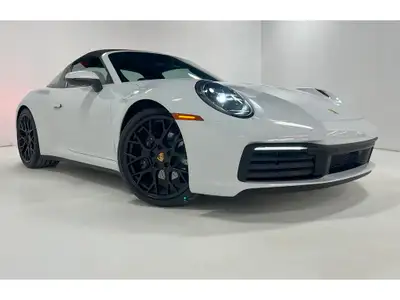 2024 Porsche 911 Targa 4, Ensemble Premium, Ensemble Sport, Intérieur Cuir Noir/Mojave Beige, Sièges...