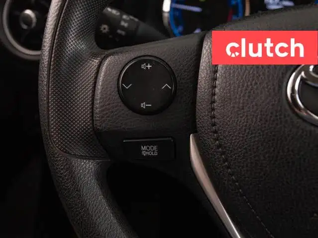 2017 Toyota Corolla LE w/ Front Heated Seats, Rearview Cam, Clim in Cars & Trucks in Ottawa - Image 25
