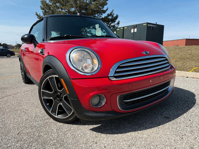 2012 MINI Cooper 2dr Convertible in Cars & Trucks in City of Toronto - Image 3