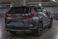 This Honda CR-V has a strong Intercooled Turbo Regular Unleaded I-4 1.5 L/91 engine powering this Va... (image 8)