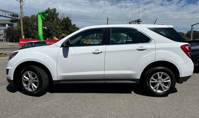 2017 Chevy Equinox LS: AWD: Bluetooth, very low kms & 1 owner! in Cars & Trucks in Calgary - Image 3