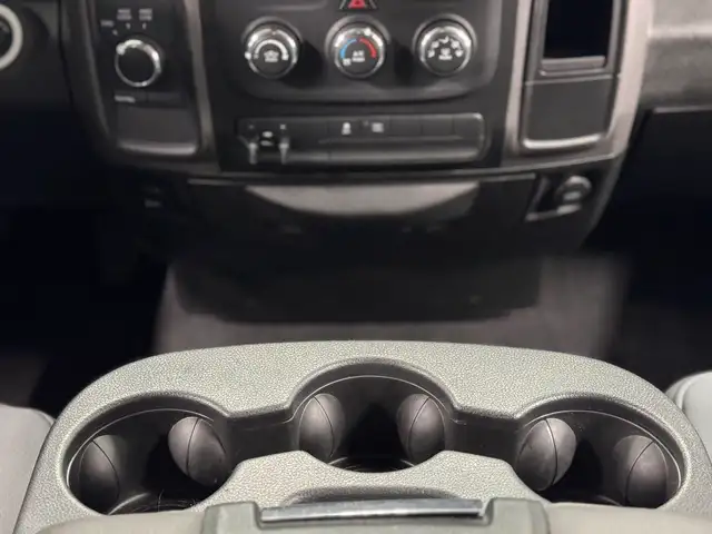 2019 Ram 1500 Classic ST - EXPRESS - 4WD - 5.7L V8 - JAMAIS ACCI in Cars & Trucks in Laval / North Shore - Image 15