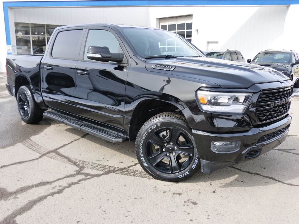 2022 Ram 1500 SPORT