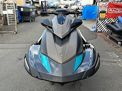 APPLY NOW: https://www.ridecollective.ca/get-pre-approved The 2023 YAMAHA VX CRUISER is a versatile...