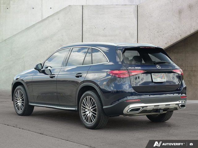 2023 Mercedes-Benz GLC GLC 300 in Cars & Trucks in Hamilton - Image 3